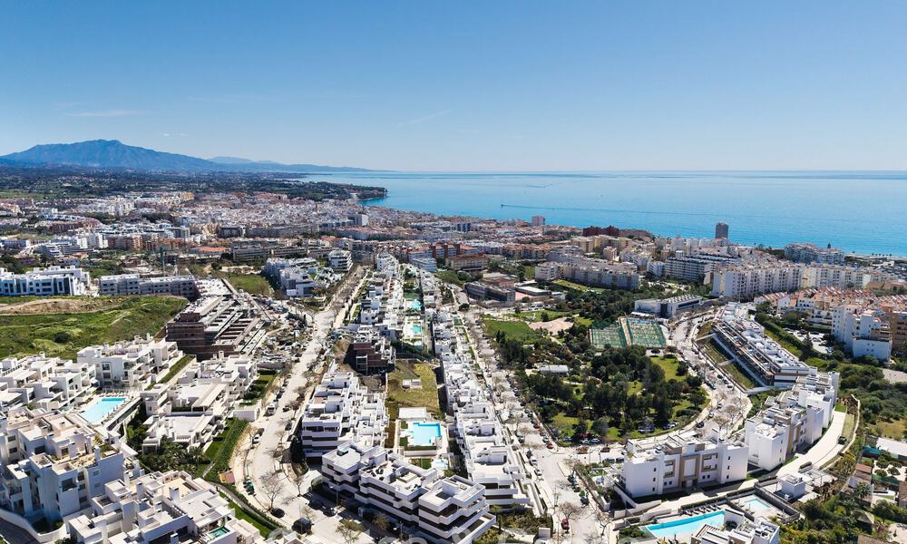 Modern luxepenthouse met royaal dakterras te koop vlakbij Estepona centrum 797647