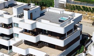 Modern luxepenthouse met royaal dakterras te koop vlakbij Estepona centrum 797648 