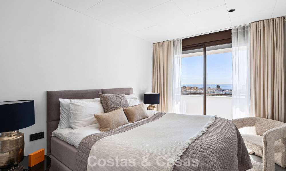 Modern luxepenthouse met royaal dakterras te koop vlakbij Estepona centrum 797654