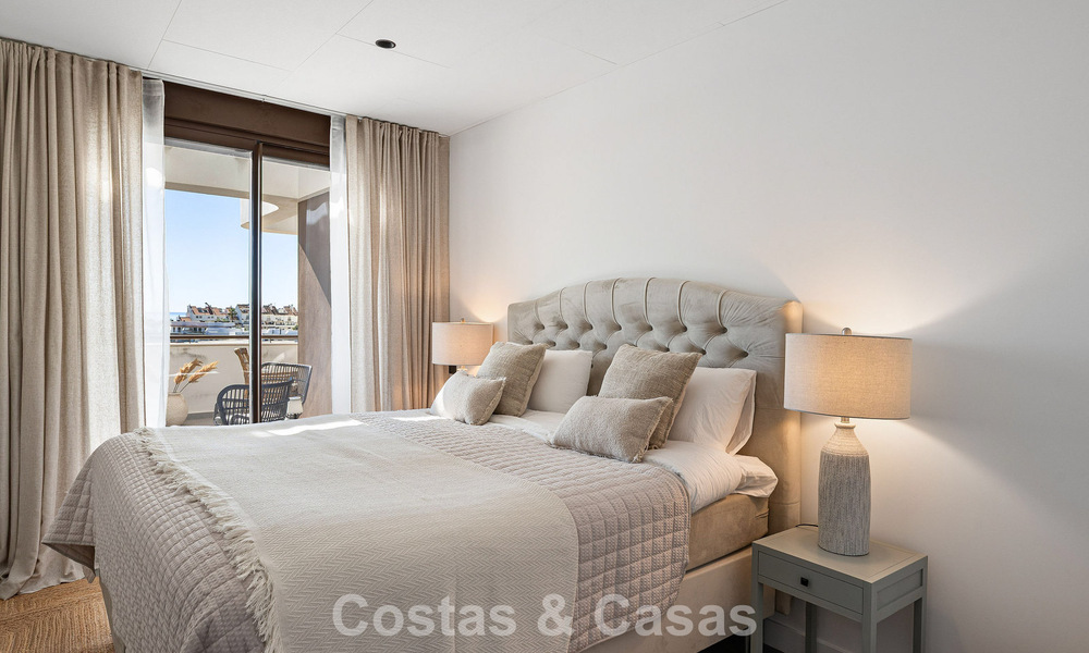 Modern luxepenthouse met royaal dakterras te koop vlakbij Estepona centrum 797658