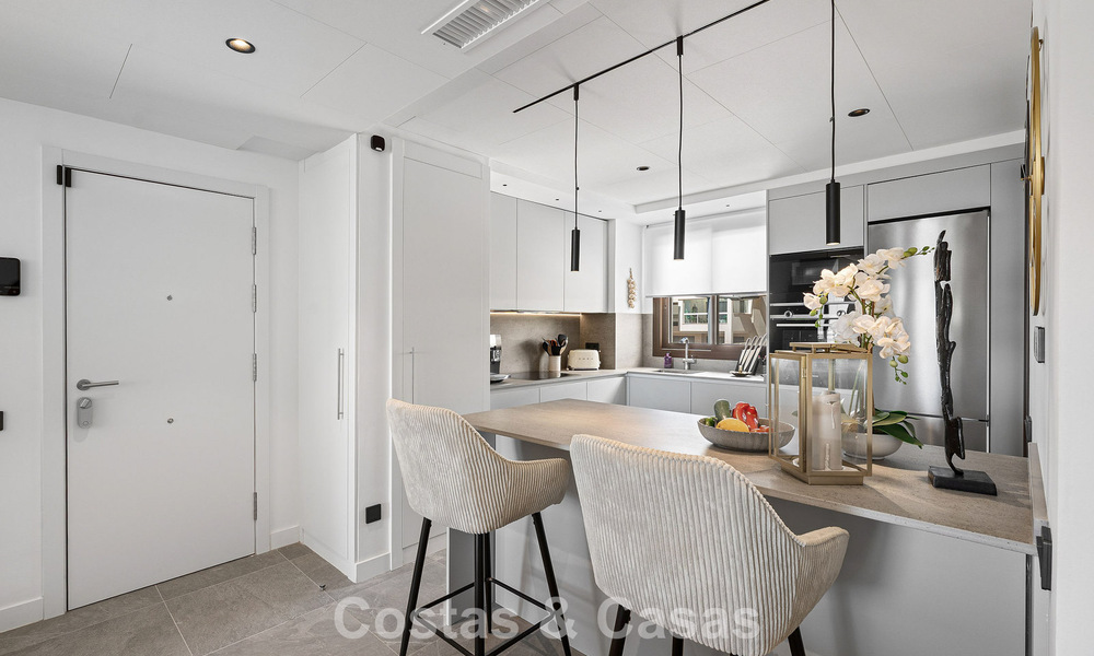 Modern luxepenthouse met royaal dakterras te koop vlakbij Estepona centrum 797666