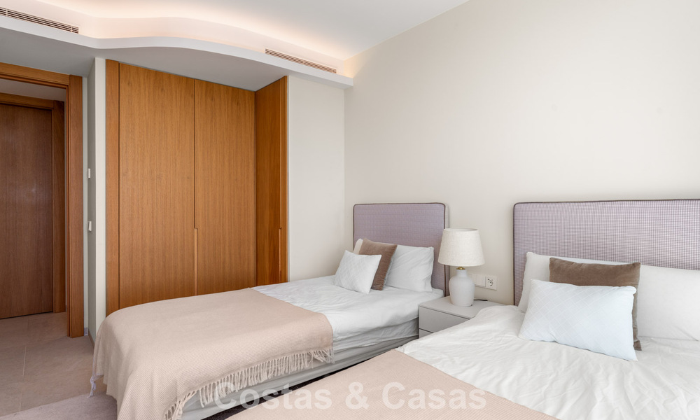 Lichtrijk, eigentijds luxe penthouse te koop met zeezicht in de heuvels van La Quinta Resort in Marbella - Benahavis 797693