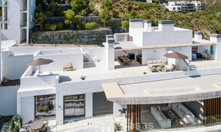 Lichtrijk, eigentijds luxe penthouse te koop met zeezicht in de heuvels van La Quinta Resort in Marbella - Benahavis 797724 