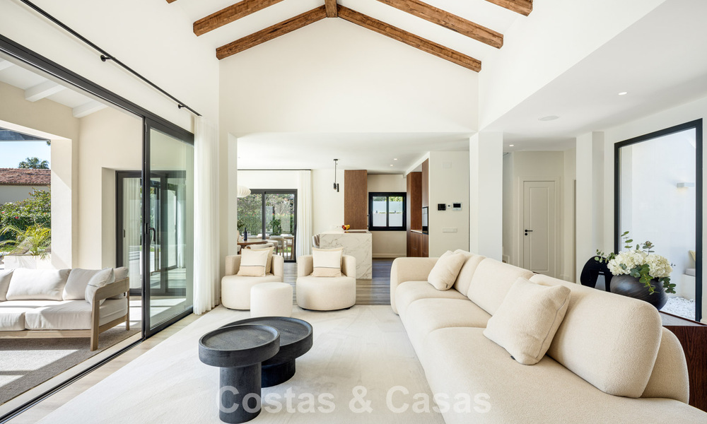Hedendaagse Mediterrane villa te koop op loopafstand van het strand en voorzieningen van San Pedro, Marbella 797890