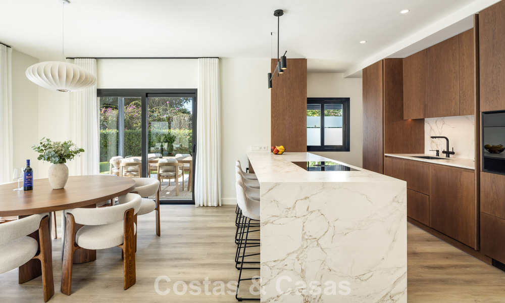 Hedendaagse Mediterrane villa te koop op loopafstand van het strand en voorzieningen van San Pedro, Marbella 797894