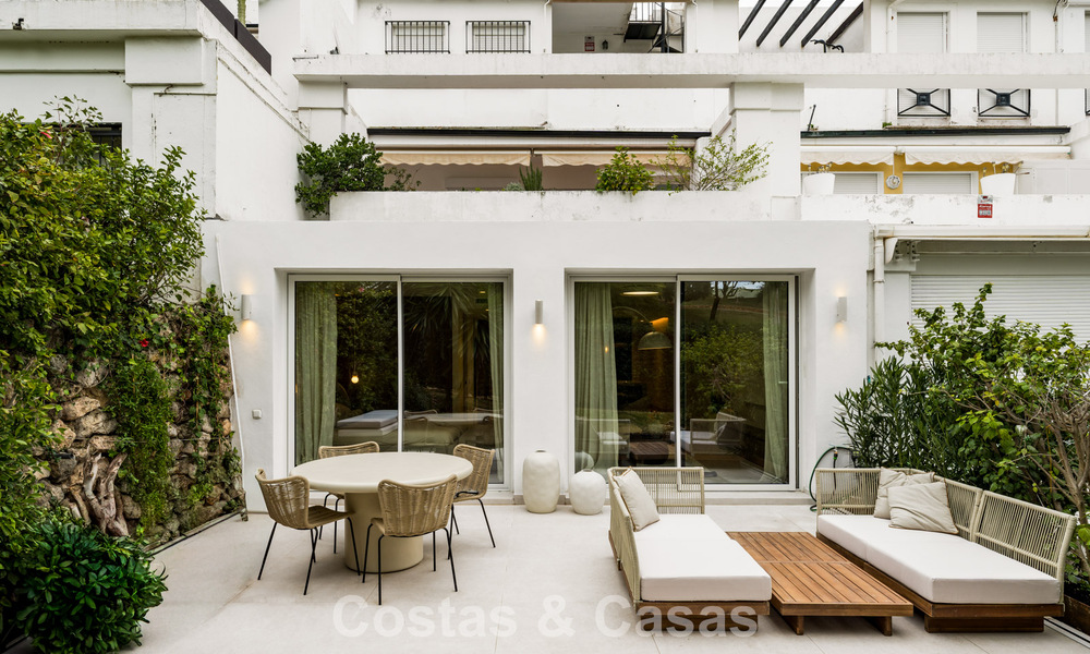 Stijlvol gerenoveerd tuinappartement te koop aan een hoogstaande golfbaan in La Quinta, Benahavis - Marbella 797945
