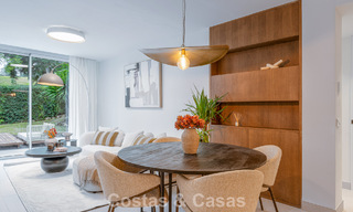 Stijlvol gerenoveerd tuinappartement te koop aan een hoogstaande golfbaan in La Quinta, Benahavis - Marbella 797946 