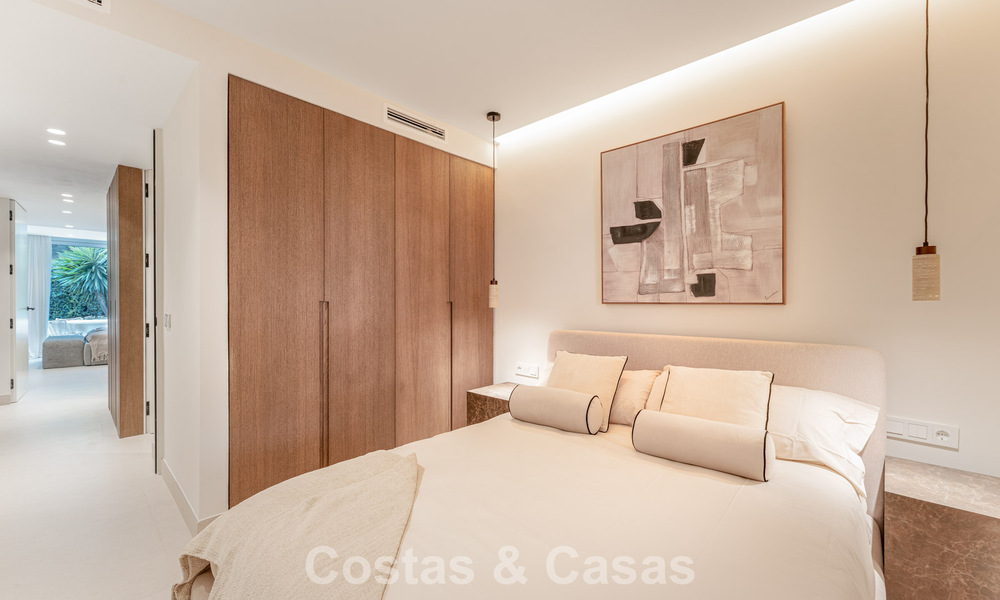 Stijlvol gerenoveerd tuinappartement te koop aan een hoogstaande golfbaan in La Quinta, Benahavis - Marbella 797950