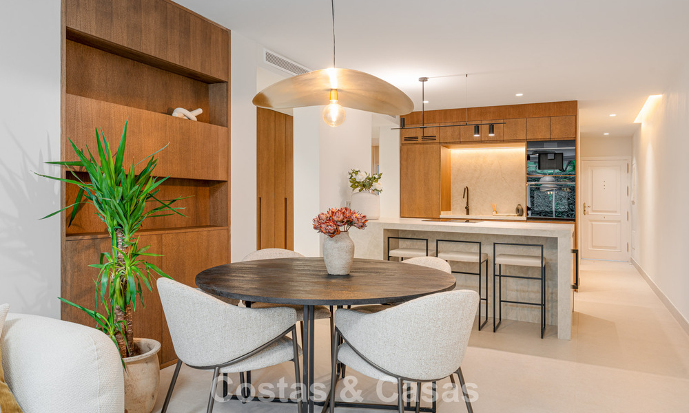 Stijlvol gerenoveerd tuinappartement te koop aan een hoogstaande golfbaan in La Quinta, Benahavis - Marbella 797952