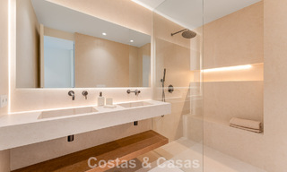 Stijlvol gerenoveerd tuinappartement te koop aan een hoogstaande golfbaan in La Quinta, Benahavis - Marbella 797956 