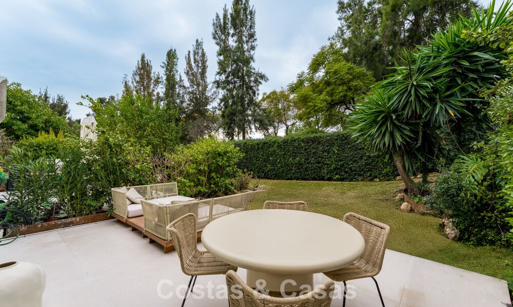 Stijlvol gerenoveerd tuinappartement te koop aan een hoogstaande golfbaan in La Quinta, Benahavis - Marbella 797958