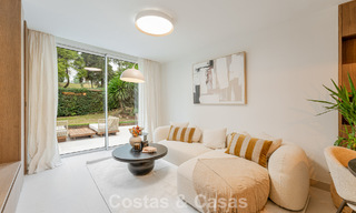 Stijlvol gerenoveerd tuinappartement te koop aan een hoogstaande golfbaan in La Quinta, Benahavis - Marbella 797959 