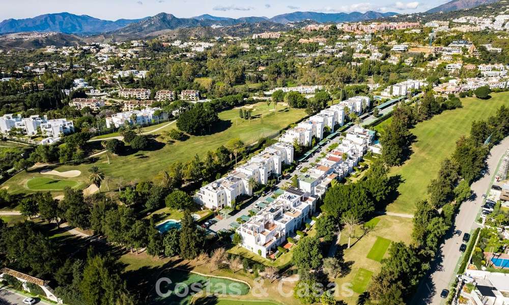 Stijlvol gerenoveerd tuinappartement te koop aan een hoogstaande golfbaan in La Quinta, Benahavis - Marbella 797963