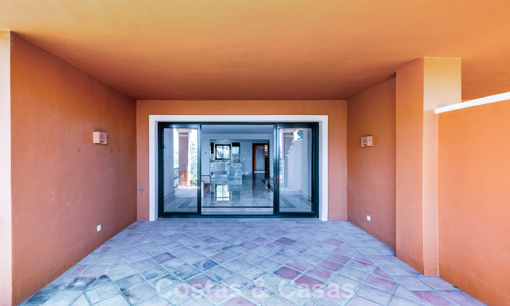 Ruim 2-slaapkamerappartement met zeezicht te koop in Marbella - Benahavis 797967