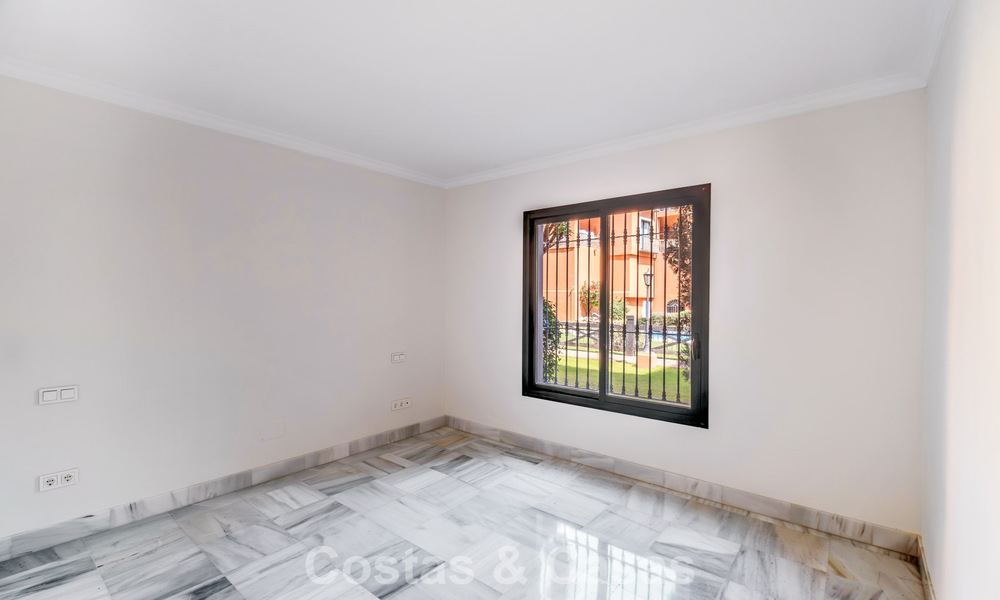 Ruim 2-slaapkamerappartement met zeezicht te koop in Marbella - Benahavis 797978