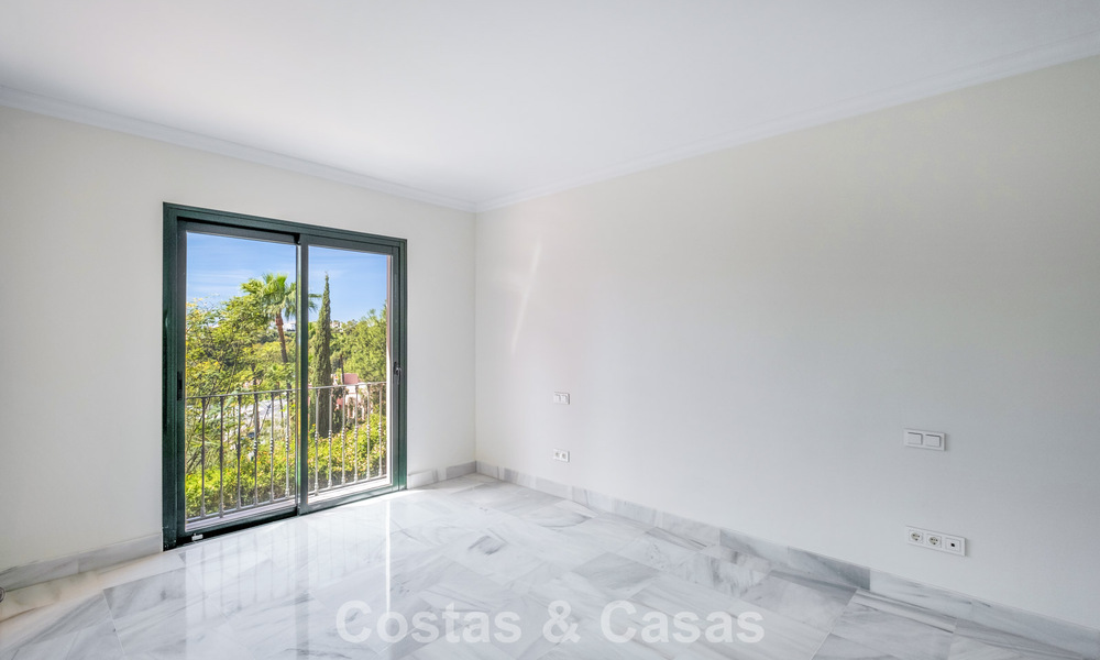 Ruim 2-slaapkamerappartement met zeezicht te koop in Marbella - Benahavis 797980