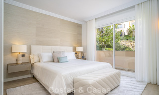Ruim, gemoderniseerd 4-slaapkamerappartement met zeezicht te koop in Nueva Andalucia, Marbella 798256 