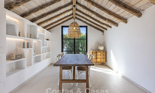 Charmante, rustieke villa met modern comfort te koop in Guadalmina Alta, Marbella 798277 