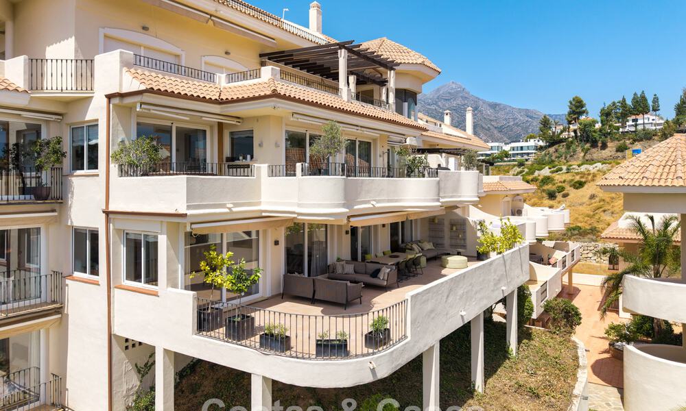 Luxueus, ruim duplex appartement met 4 slaapkamers te koop in een prestigieus resortstijl complex in Nueva Andalucia, Marbella 798393