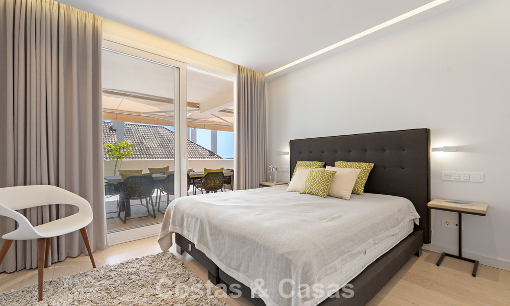 Luxueus, ruim duplex appartement met 4 slaapkamers te koop in een prestigieus resortstijl complex in Nueva Andalucia, Marbella 798400