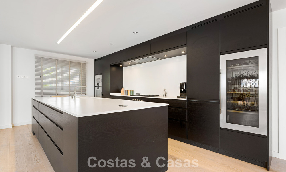 Luxueus, ruim duplex appartement met 4 slaapkamers te koop in een prestigieus resortstijl complex in Nueva Andalucia, Marbella 798412