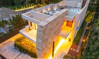 Geavanceerde designvilla te koop op een steenworp van de golfbaan, in het hart- van Nueva Andalucia, Marbella 798431 