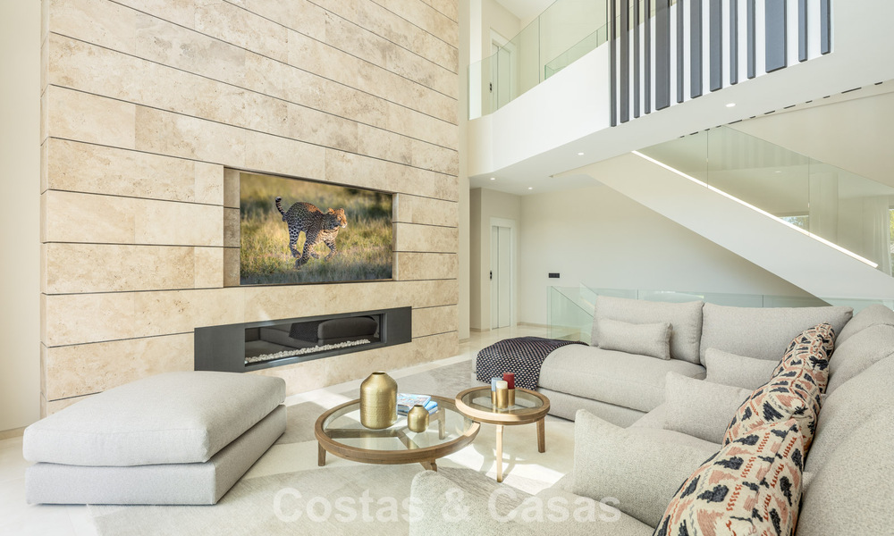 Geavanceerde designvilla te koop op een steenworp van de golfbaan, in het hart- van Nueva Andalucia, Marbella 798444