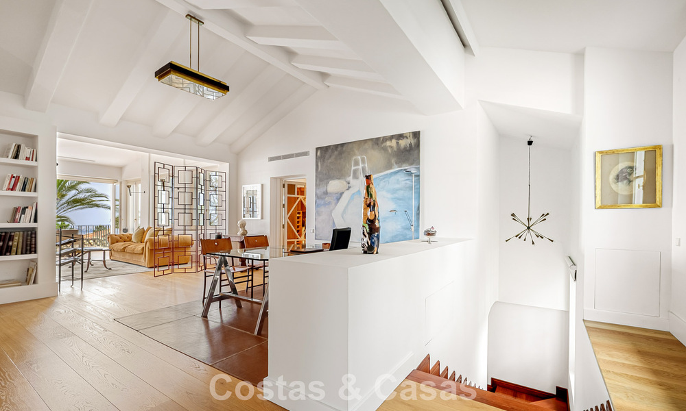 Statige luxevilla in een klassiek mediterrane bouwstijl en met prachtige siertuinen te koop in Sierra Blanca, Marbella 798476