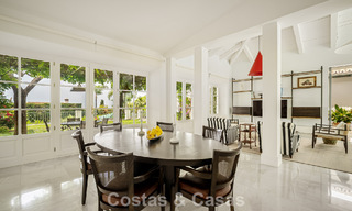 Statige luxevilla in een klassiek mediterrane bouwstijl en met prachtige siertuinen te koop in Sierra Blanca, Marbella 798490 