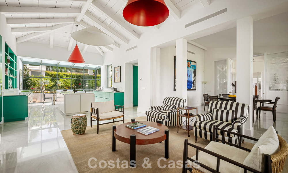 Statige luxevilla in een klassiek mediterrane bouwstijl en met prachtige siertuinen te koop in Sierra Blanca, Marbella 798492