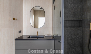 Prachtig gerenoveerde, modern-mediterrane villa met zeezicht te koop in Benahavis - Marbella 798538 