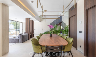 Prachtig gerenoveerde, modern-mediterrane villa met zeezicht te koop in Benahavis - Marbella 798550 