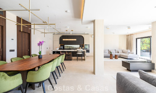 Prachtig gerenoveerde, modern-mediterrane villa met zeezicht te koop in Benahavis - Marbella 798552 