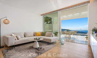 Modernistisch luxe appartement te koop met zeezicht in een boutique complex in de heuvels nabij Marbella stad 798606 