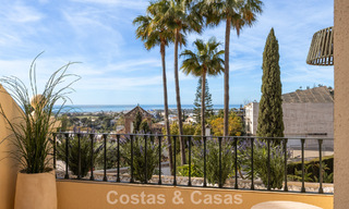 Luxe design townhouse met panoramisch zeezicht te koop in La Quinta, Marbella - Benahavis 798622 