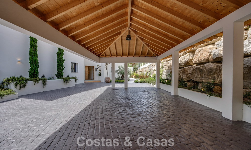Instapklare, eigentijds-mediterrane nieuwe luxevilla te koop in een golfwijk van Marbella - Benahavis 798708