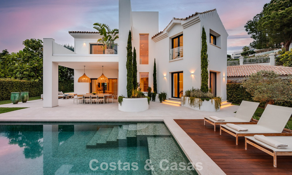 Instapklare, eigentijds-mediterrane nieuwe luxevilla te koop in een golfwijk van Marbella - Benahavis 798709