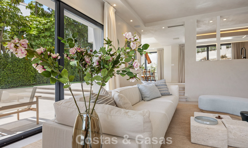 Instapklare, eigentijds-mediterrane nieuwe luxevilla te koop in een golfwijk van Marbella - Benahavis 798715