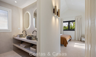 Instapklare, eigentijds-mediterrane nieuwe luxevilla te koop in een golfwijk van Marbella - Benahavis 798730 