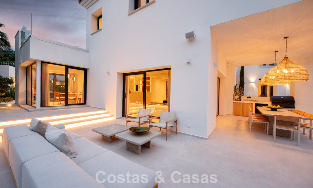 Instapklare, eigentijds-mediterrane nieuwe luxevilla te koop in een golfwijk van Marbella - Benahavis 798737
