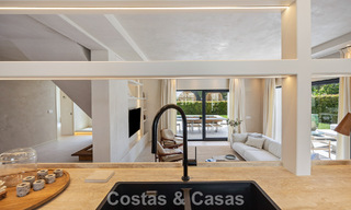 Instapklare, eigentijds-mediterrane nieuwe luxevilla te koop in een golfwijk van Marbella - Benahavis 798745 