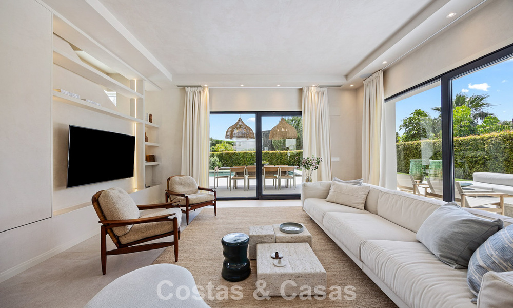 Instapklare, eigentijds-mediterrane nieuwe luxevilla te koop in een golfwijk van Marbella - Benahavis 798759