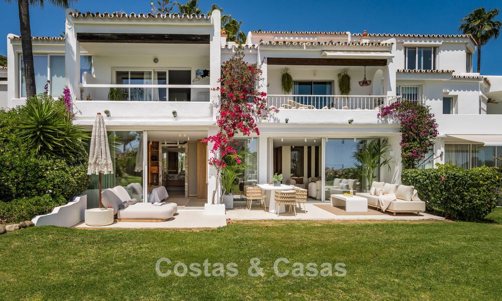 Stijlvol gemoderniseerd appartement te koop, eerstelijns Aloha Golf in Nueva Andalucia, Marbella 798778