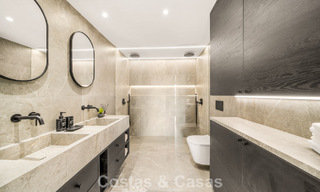 Instapklaar en eigentijds volledig gerenoveerd appartement te koop in Nueva Andalucia, Marbella 798902 