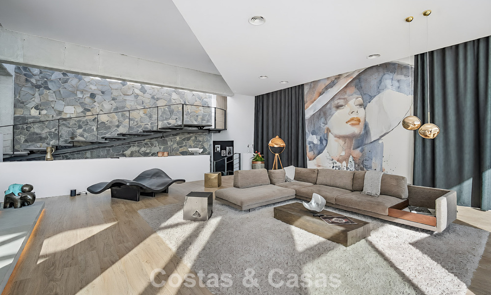 Geavanceerde luxevilla met panoramisch zeezicht te koop in de heuvels van Marbella - Benahavis 798940