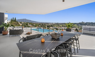 Geavanceerde luxevilla met panoramisch zeezicht te koop in de heuvels van Marbella - Benahavis 798959 