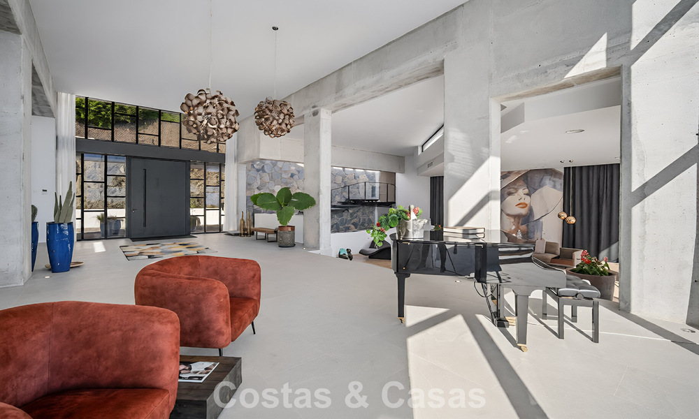 Geavanceerde luxevilla met panoramisch zeezicht te koop in de heuvels van Marbella - Benahavis 798960