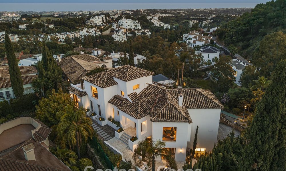 Royale villa in een eigentijdse, Mediterrane bouwstijl te koop in een afgeschermde urbanisatie in Marbella - Benahavis 799060