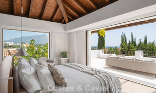 Royale villa in een eigentijdse, Mediterrane bouwstijl te koop in een afgeschermde urbanisatie in Marbella - Benahavis 799072 