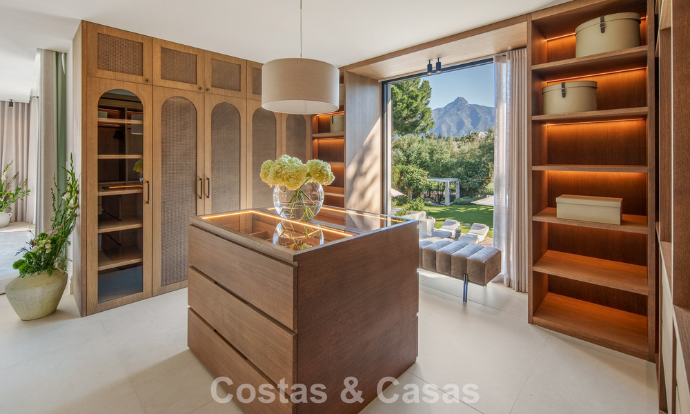 Instapklare, hedendaagse Mediterrane villa te koop grenzend aan de golfbaan van Las Brisas in Nueva Andalucia, Marbella 799104